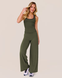Woman wearing Elixir High-Rise Petite Pant - Pure Olive | Model:Issy | Size:XS | Thumbnail Index: 13