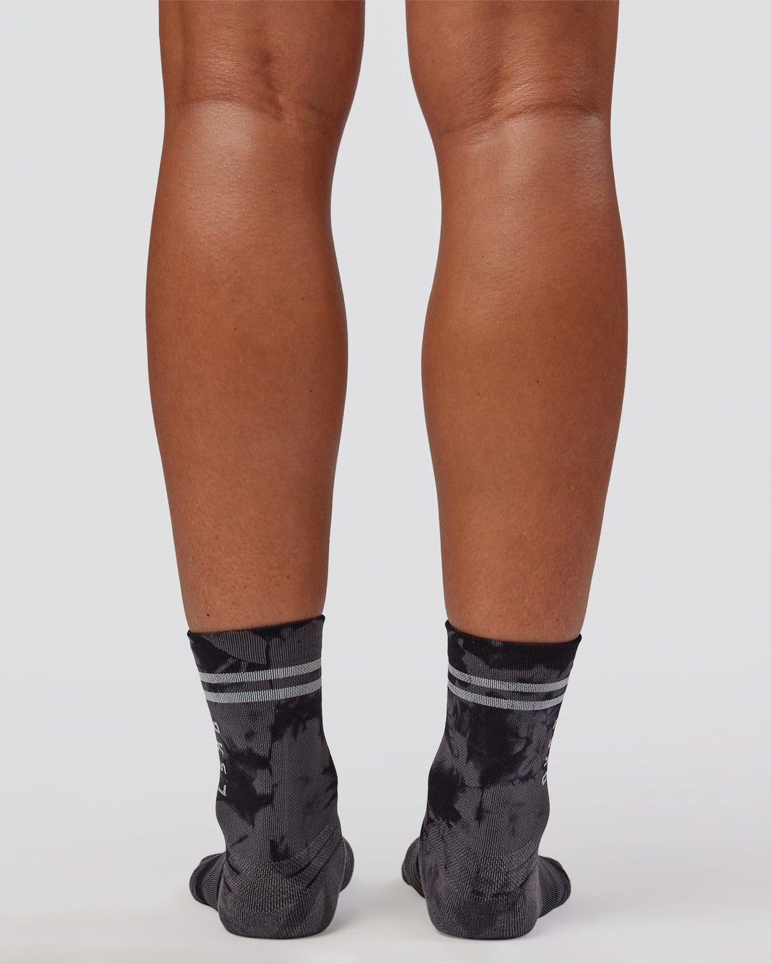 Accelerate Performance Quarter Socks - Black-Dark Storm