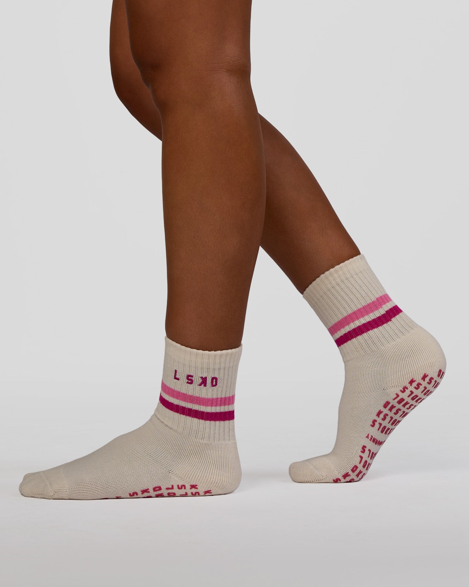 Blooming Pilates Grip Socks - Off White-Ultra Fuchsia