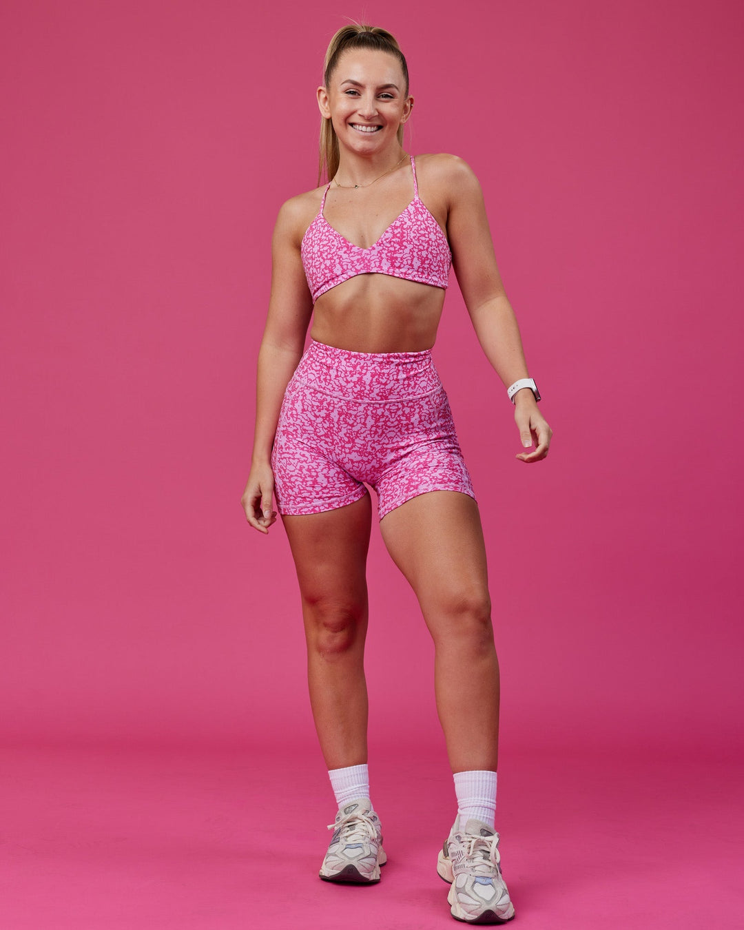 Aura Sports Bra - Patina-Ultra Pink