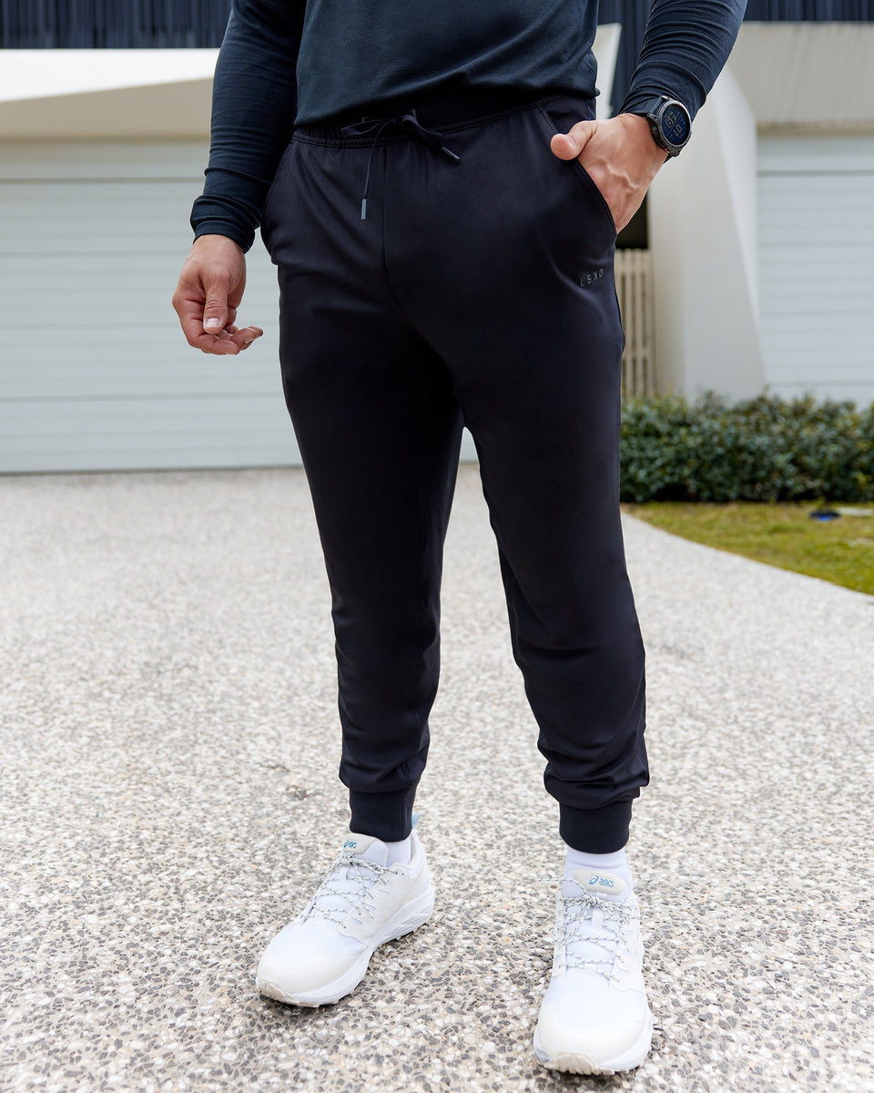 Man Wearing Restore CloudFLX Jogger - Black