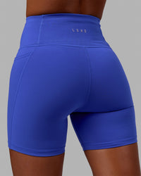 Women Wearing Flux Ultra High-Rise 6" Short Pockets - Power Cobalt