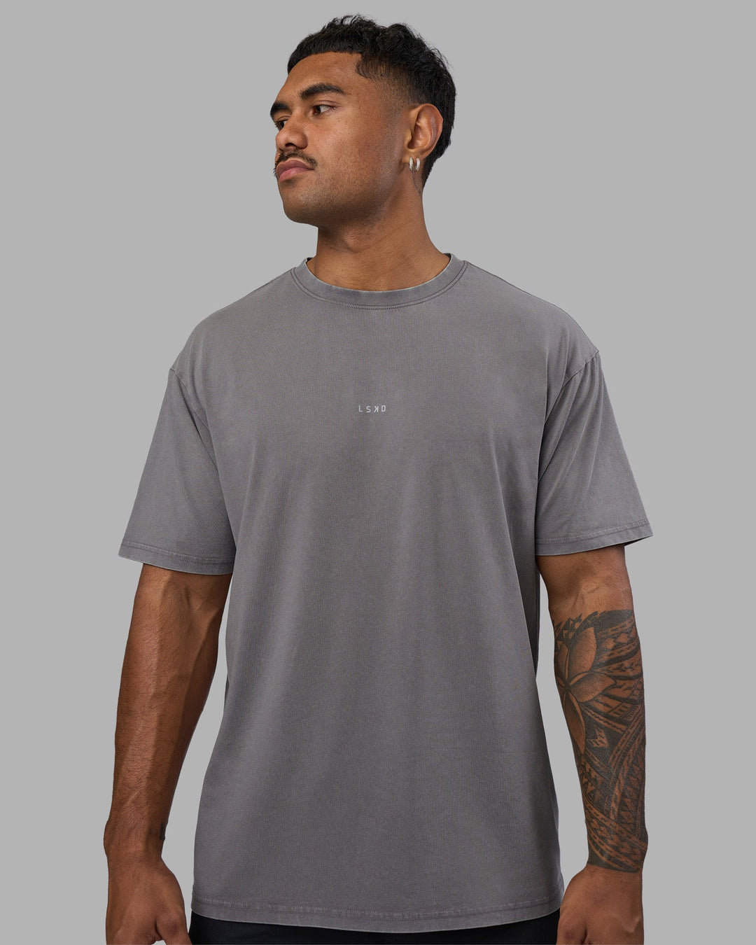 Man wearing Base FLXCotton Tee Oversized - Storm Front Washed | Model:Xav | Size:L