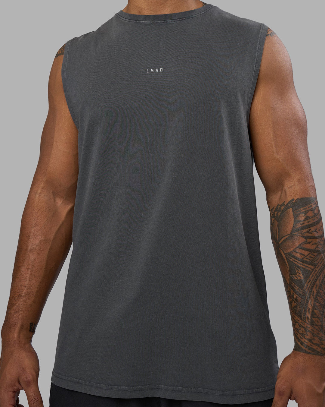 Man wearing Base FLXCotton Tank - Dark Storm Washed | Model:Xav | Size:L