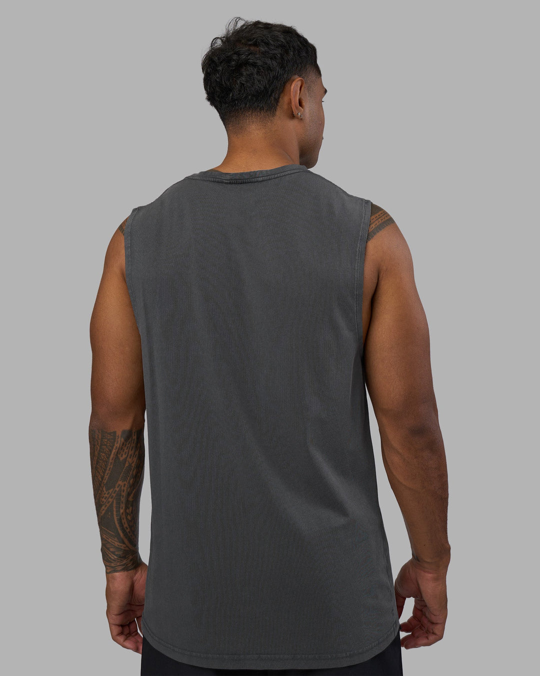 Man wearing Base FLXCotton Tank - Dark Storm Washed | Model:Xav | Size:L