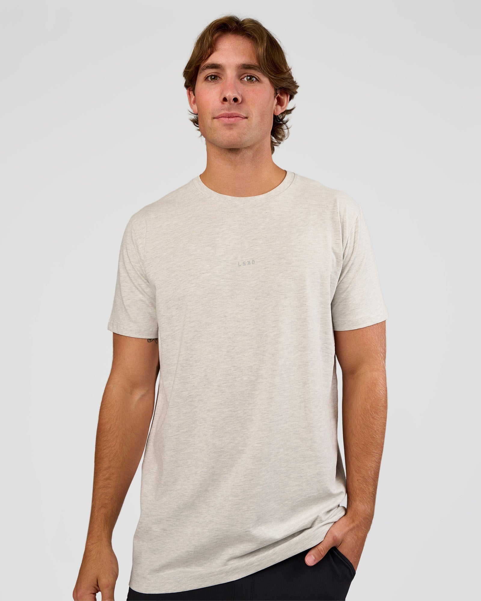 Man wearing Base Heavyweight FLXCotton Tee Regular Fit +2cm - Silver Marl | Model:Marcus | Size:L