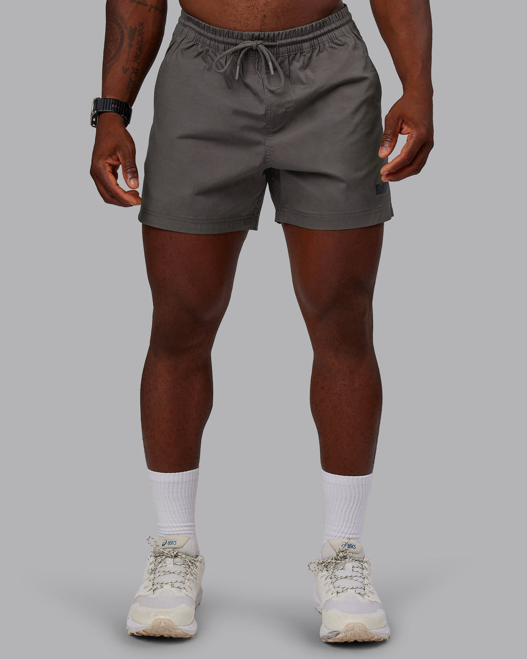 Man wearing Daily 5" Short - Dark Storm | Model:Sam | Size:L - view 2