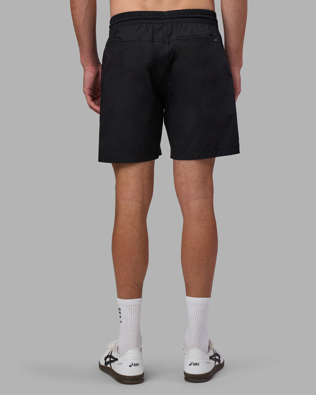 Man wearing Daily 7&quot; Short - Black-White | Model:Brandon | Size:L