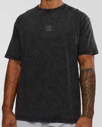 Man wearing Everyday Elevation FLXCotton Oversized Tee - Black Washed-Carbon Green | Model:Xav | Size:L