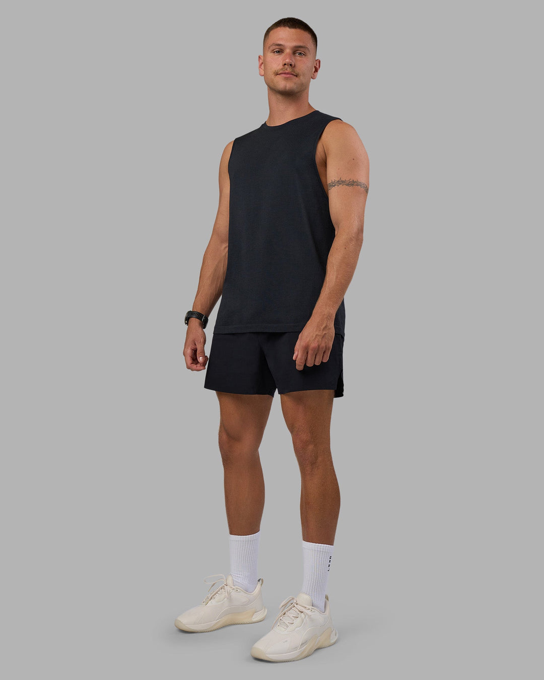 Man wearing Hybrid Lined 5&quot; Short - Black-Reflective | Model:Nikola | Size:L