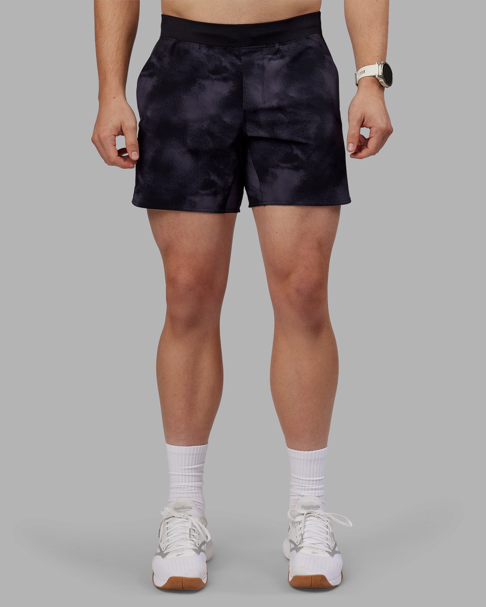 Man wearing Lift 6" Short - Black Washed | Model:Tom | Size:L