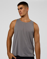 Man wearing Pace Running Tank 3.0  - Storm Front | Model:Jackson | Size:L