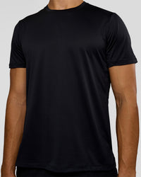 Man wearing Pace Running Tee 3.0  - Black | Model:Jackson | Size:L