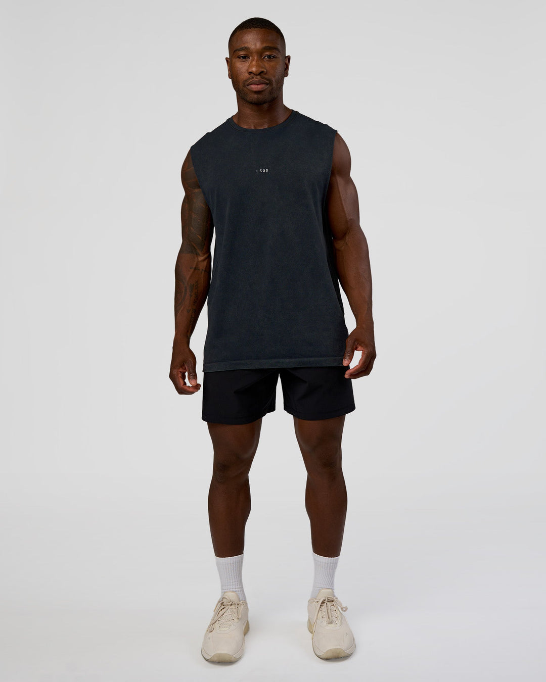 Man wearing Power Muscle Tank - Pirate Black Washed | Model:Sam | Size:L