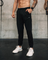 Man wearing Lift Jogger - Black | Model: | Size:M