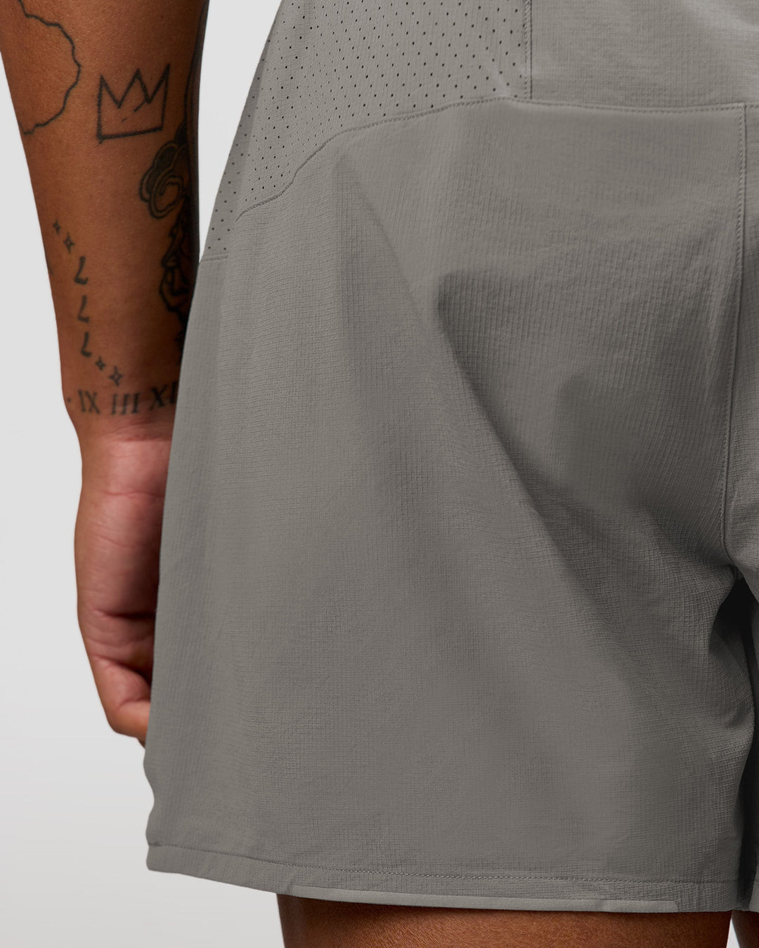 Man wearing Pace 5" Lined Ripstop Short - Storm Front | Model:Malebo | Size:M
