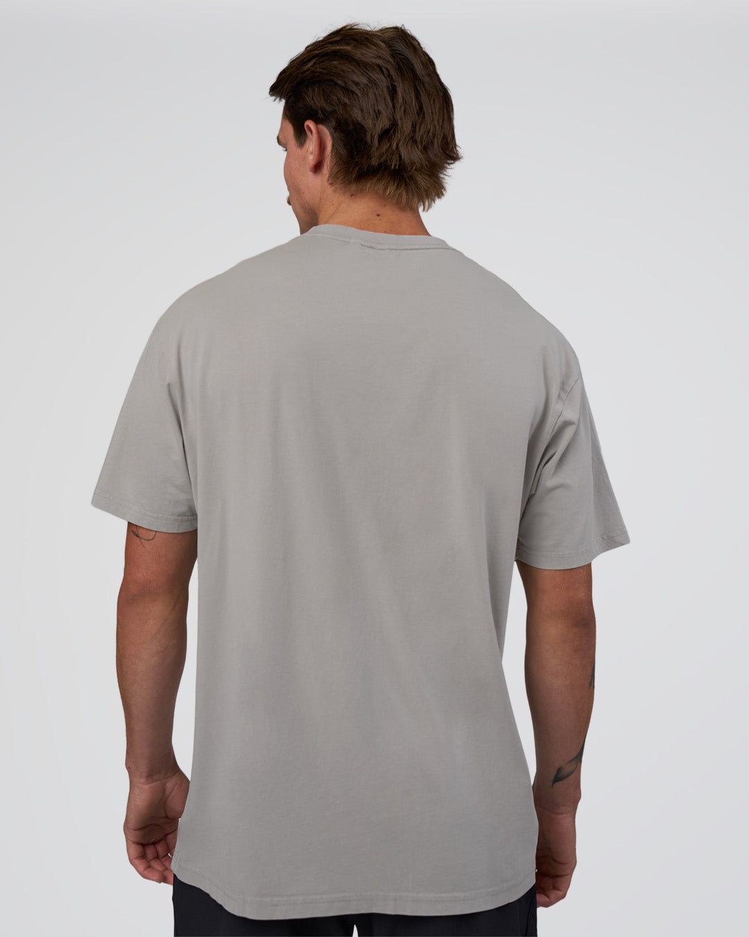 Man wearing Base FLXCotton Tee Oversized - Alloy Washed | Model:Konnor | Size:M