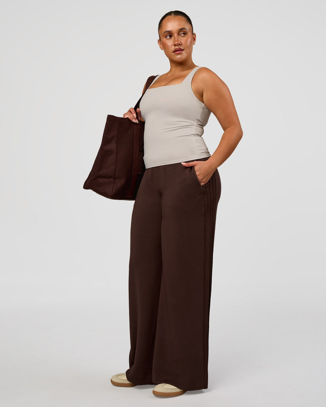 Woman wearing CF Elevate SoftTouch Pintuck Wide Leg Pant - Hot Chocolate | Model:Simmy | Size:M