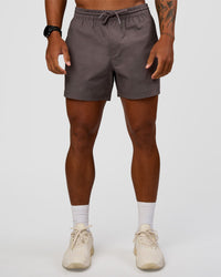 Man wearing Daily 5" Short - Duskstone | Model:Malebo | Size:M | Thumbnail Index: 4