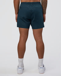 Man wearing Daily 5" Short - Night Sea | Model:Daarian | Size:M