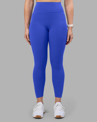 Woman wearing Fusion Ultra High-Rise 7/8 Legging - Power Cobalt | Model:Amy | Size:M
