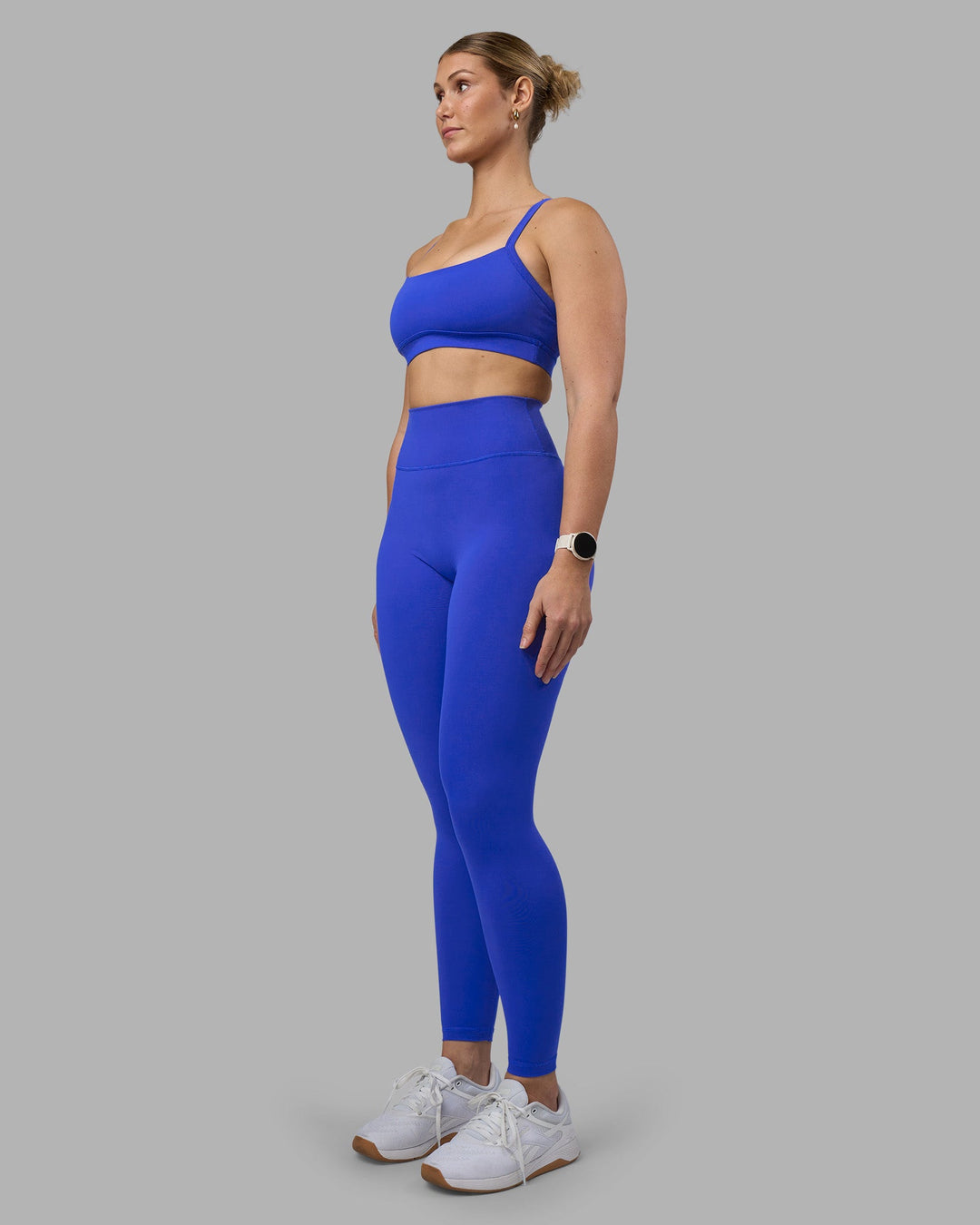 Woman wearing Fusion Ultra High-Rise Full Length Legging - Power Cobalt | Model:Amy | Size:M
