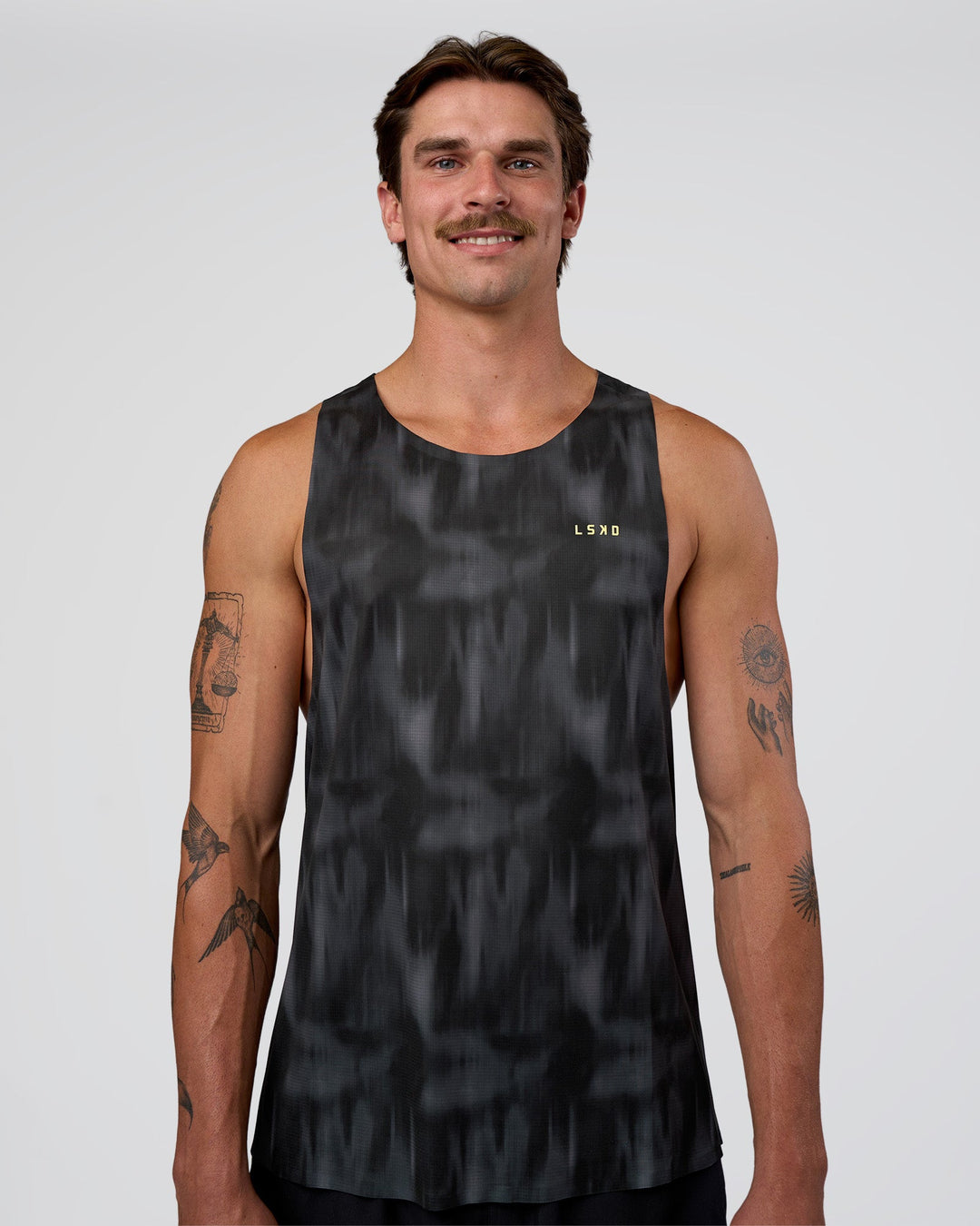 Man wearing Race Day Tank - Lunar Glow-Yellow Fizz | Model:Konnor | Size:M