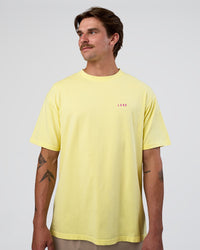 Man wearing Unfit Club FLXCotton Oversized Tee - Yellow Fizz Washed-Ultra Fuchsia | Model:Konnor | Size:M | Thumbnail Index: 4