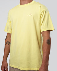 Man wearing Unfit Club FLXCotton Oversized Tee - Yellow Fizz Washed-Ultra Fuchsia | Model:Konnor | Size:M | Thumbnail Index: 7