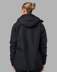 Woman wearing Marshall 2.0 Jacket - Black | Model:Amy | Size:M