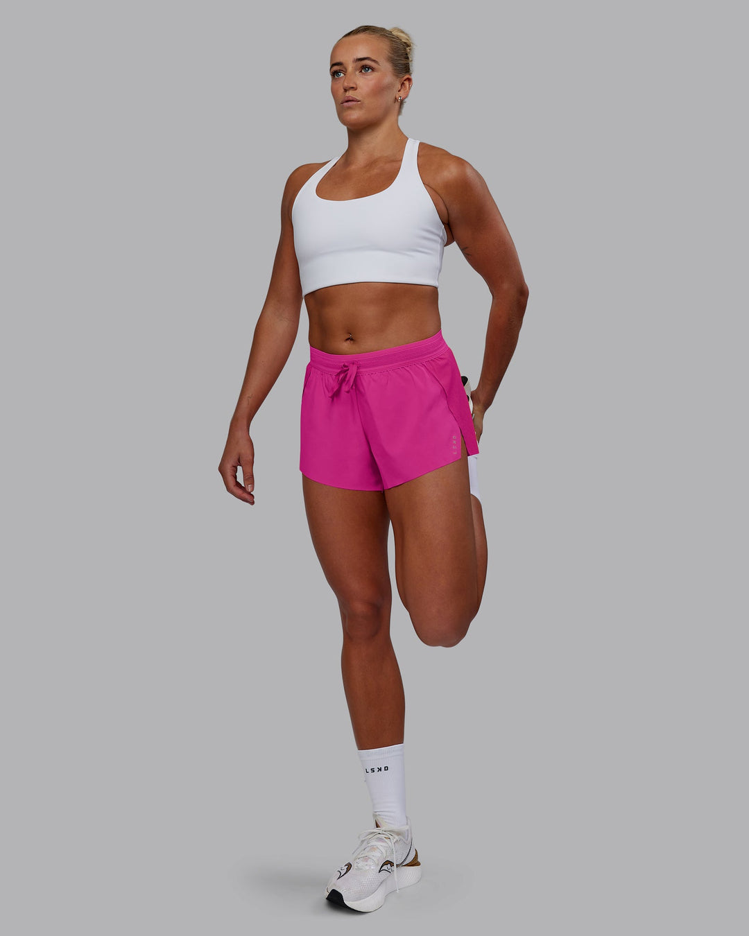 Accelerate Run Shorts - Ultra Pink