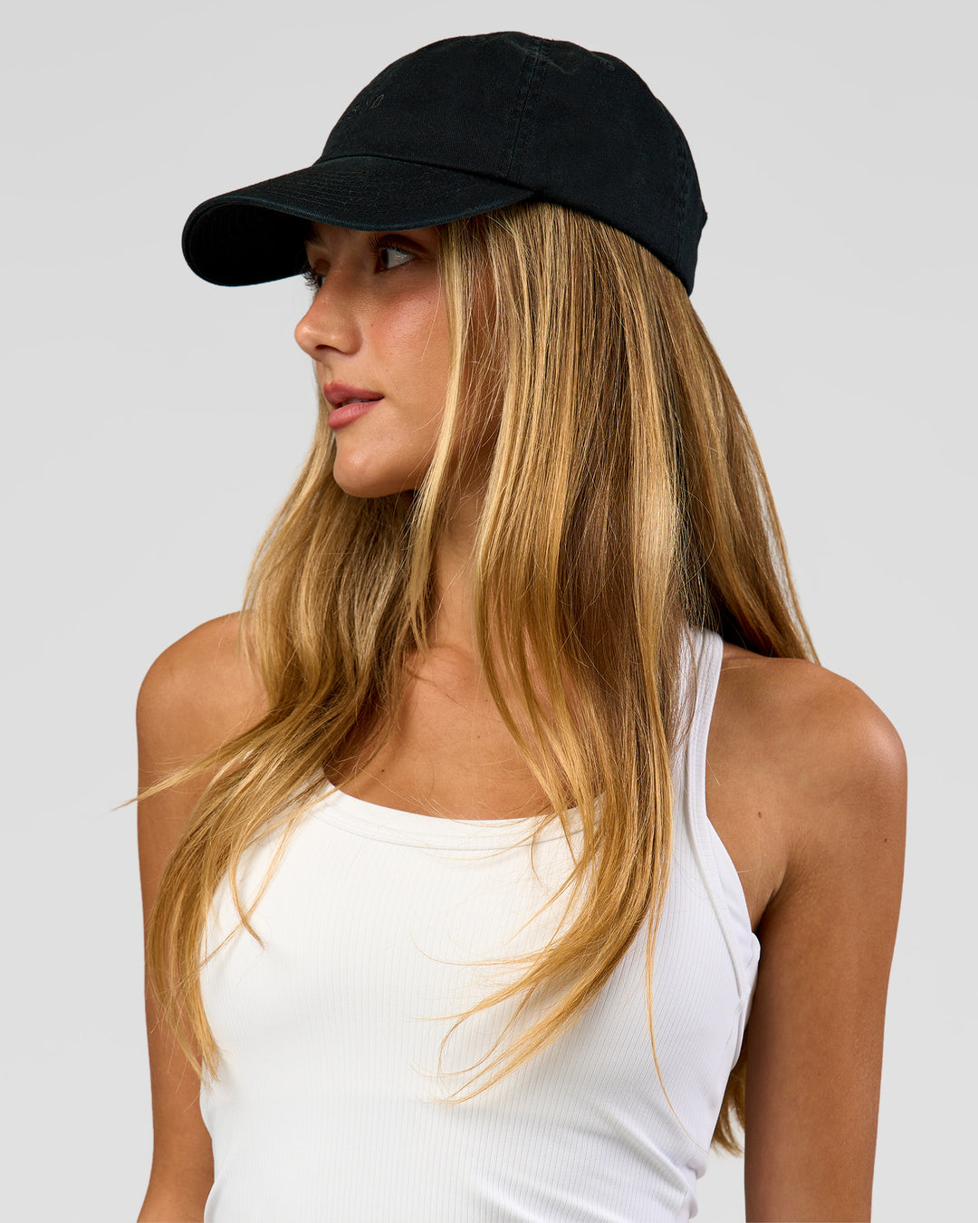 Woman wearing All Day Cap in Black