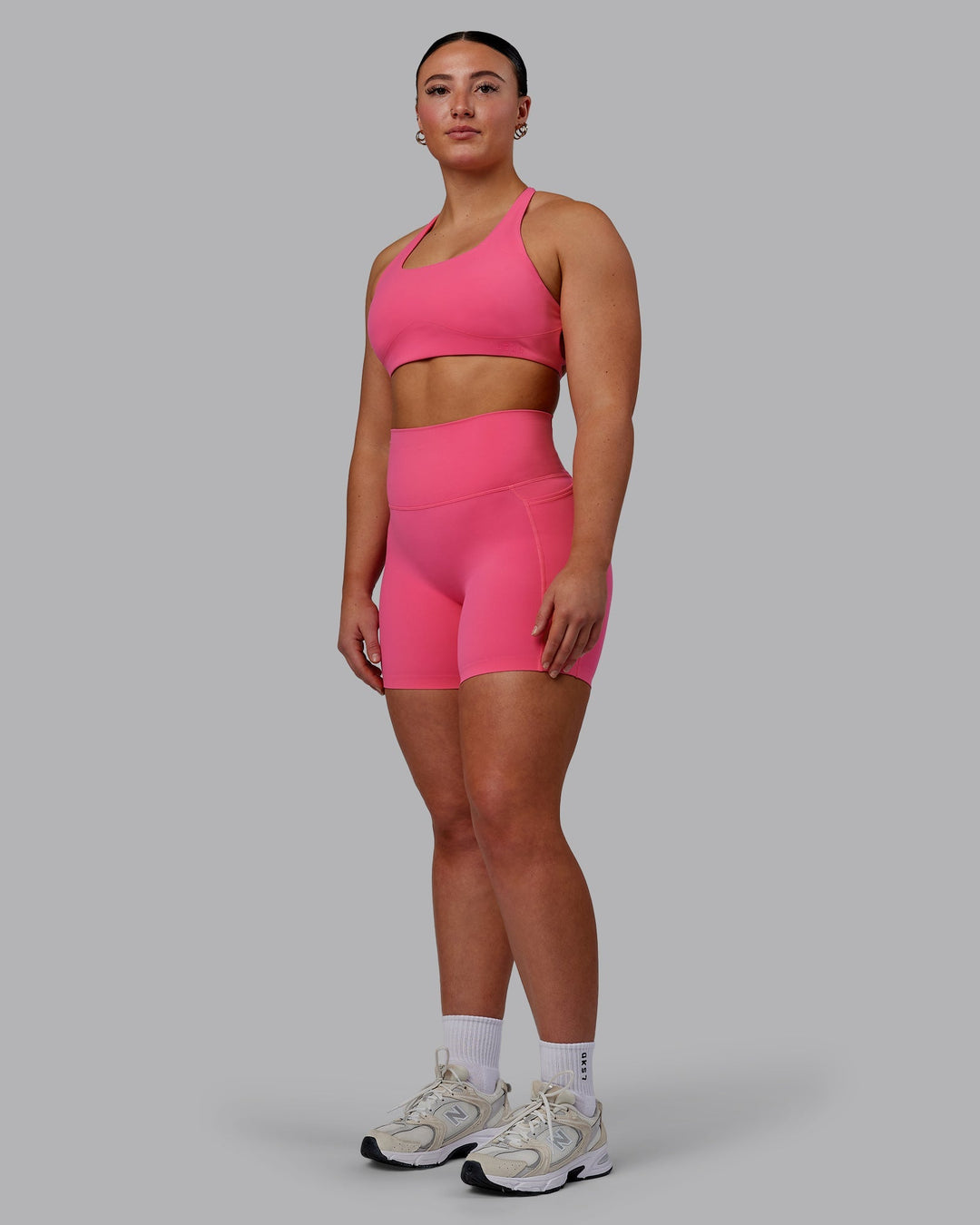 Aspire Sports Bra - Carmine Rose