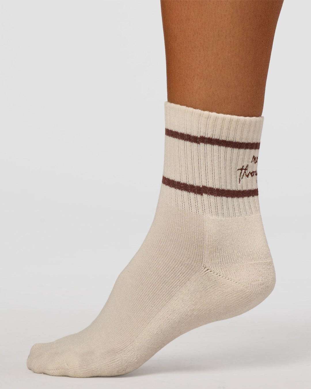 CF Move Through Quarter Socks - Ivory-Hot Chocolate