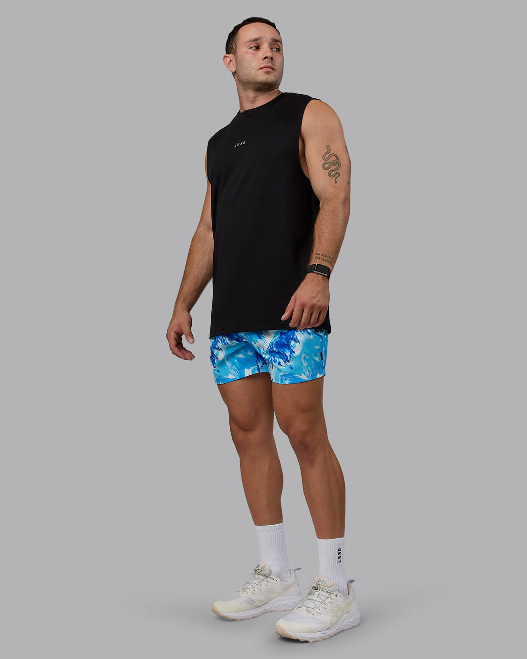 Man wearing Daily 5&quot; Swim Shorts - React Blue-Cockatoo