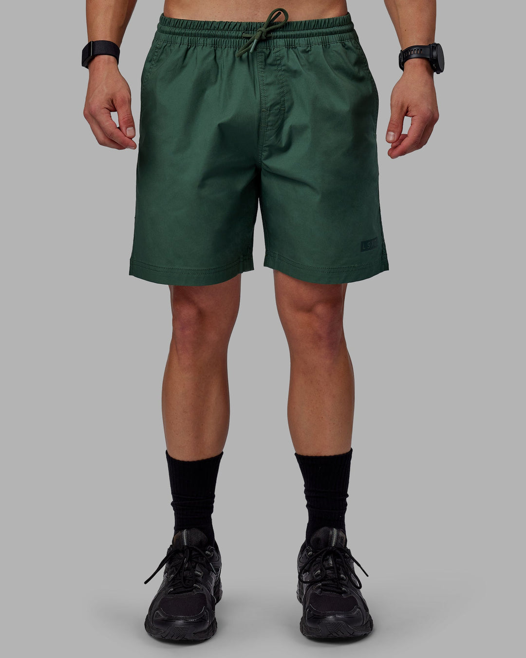 Man wearing Daily Shorts - Cilantro