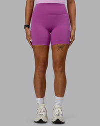 Woman wearing Elixir Ultra High-Rise 6" Short - Orchid