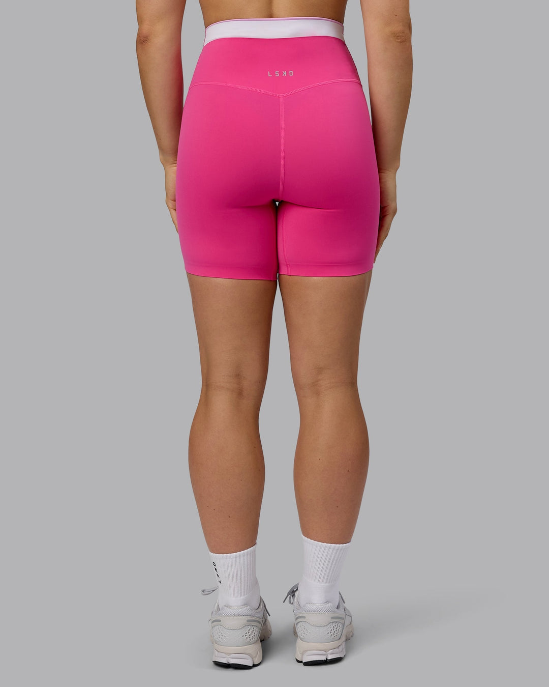 Excel Mid-Length Shorts - Ultra Pink