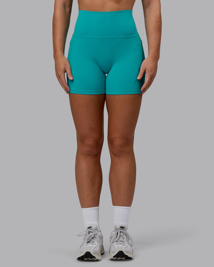 Woman wearing Fusion X-Short Tights - Uplift Blue
