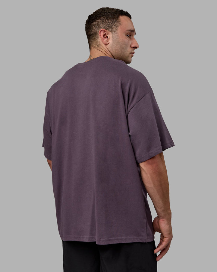 Man wearing MVP Heavyweight Tee Oversize - Vintage Violet
