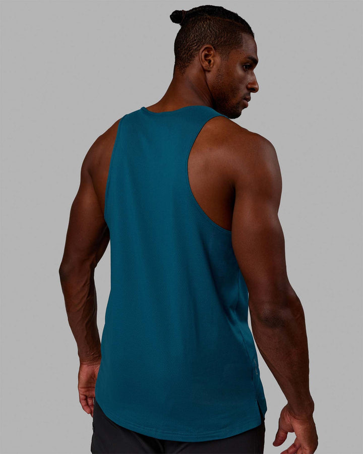 Man wearing Perform VapourFLX Tank - Deep Lagoon