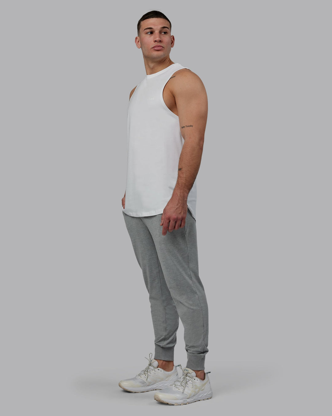 Man Wearing Restore CloudFLX Jogger - Light Grey Marl