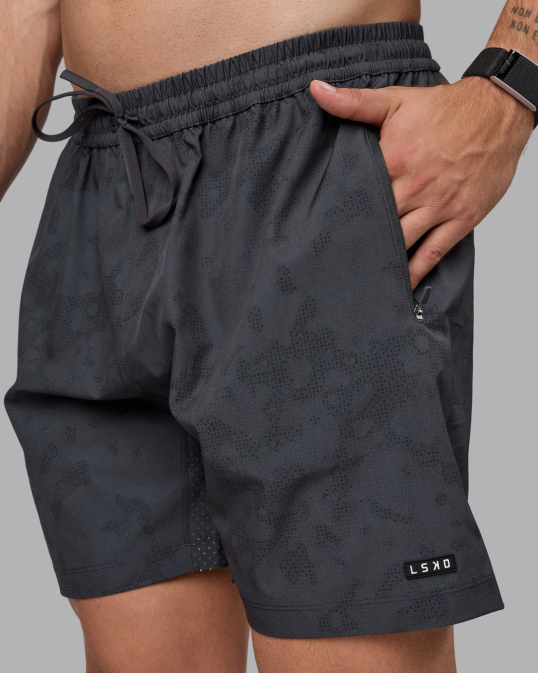 Man wearing Rep 7&quot; Performance Shorts - Digital Camo Pirate Black