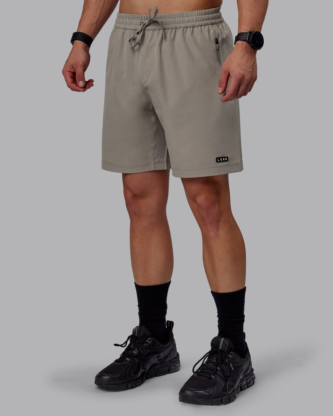 Man wearing Rep 7&quot; Performance Shorts - Elephant