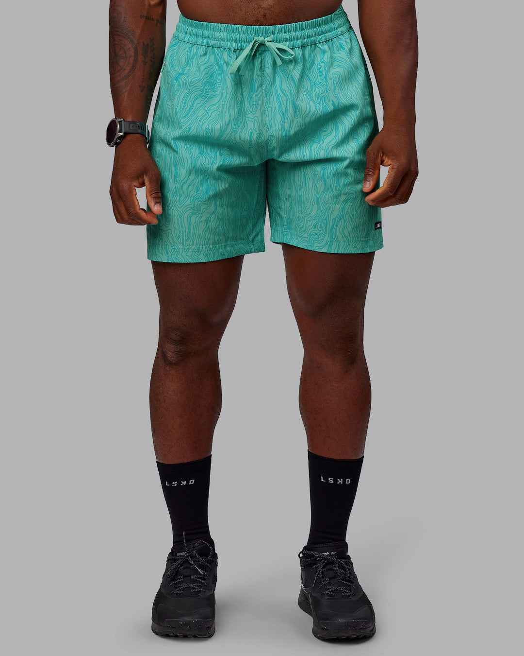 Man wearing Rep 7&quot; Performance Shorts - Topographic Blue Bird