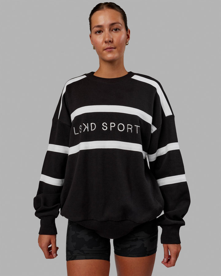 Woman wearing Unisex Collateral Sweater Oversize - Black-White