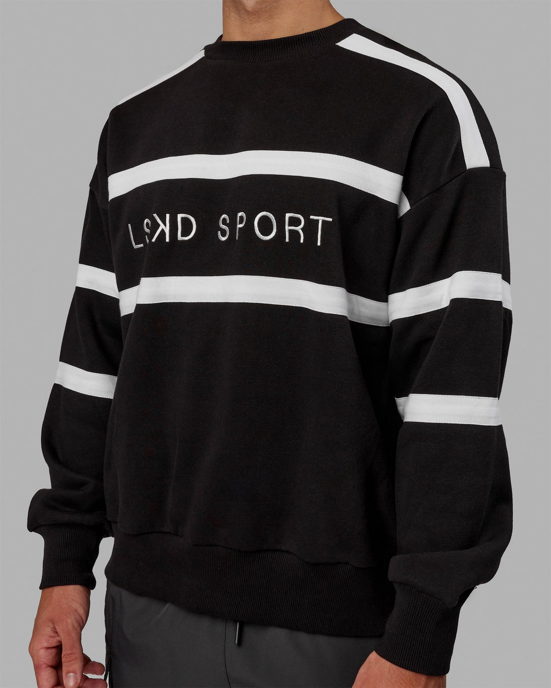 Man wearing Unisex Collateral Sweater Oversize - Black-White