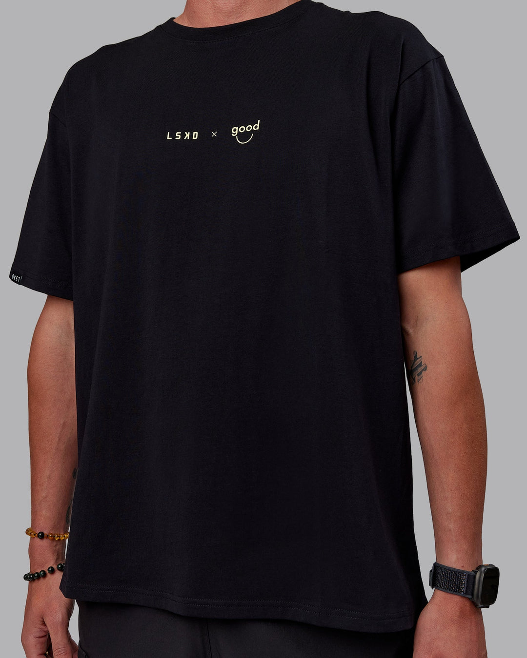 Man wearing The Good Human Factory FLXCotton Tee Oversize - Black