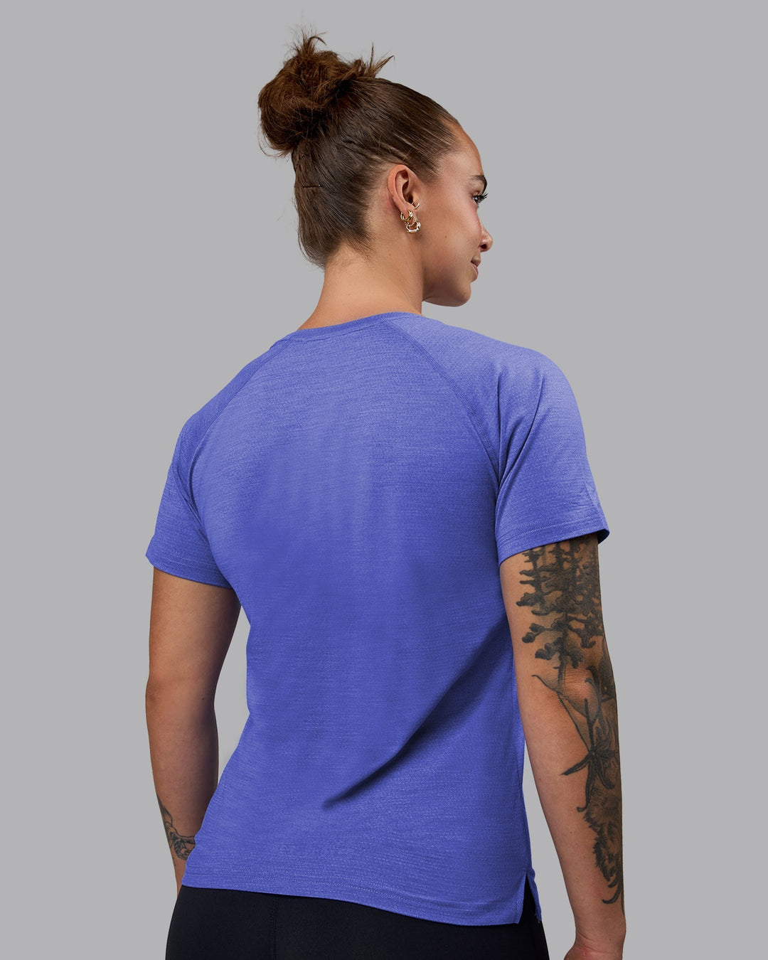 Women Wearing Perform VapourFLX Tee - Baja Blue Marl