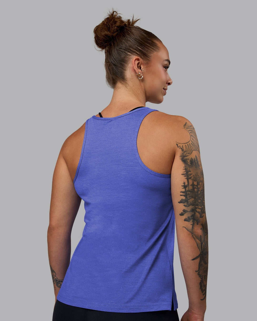 Women Wearing Perform VapourFLX Tank - Baja Blue Marl